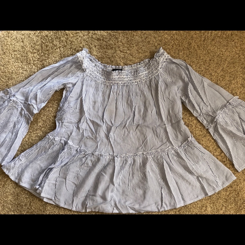 American Eagle off the shoulder top